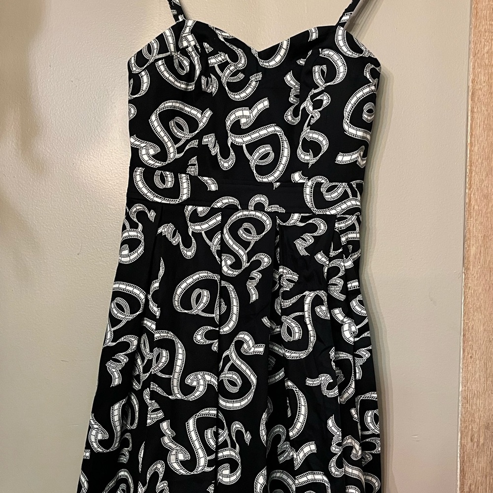 women’s Marilyn Monroe dress size XS.